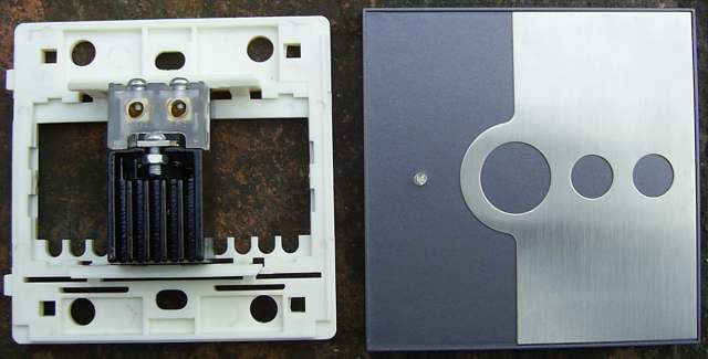 Touch sensitive light switch